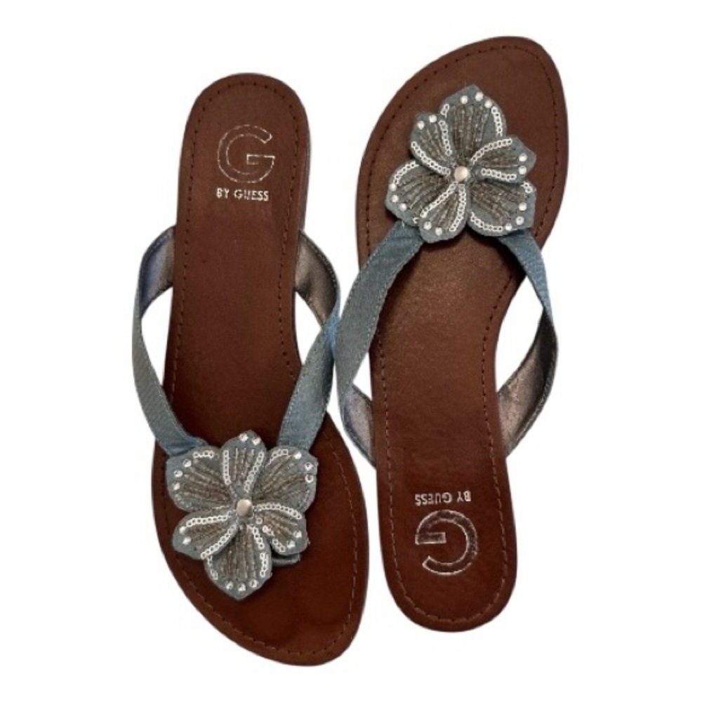 Guess | Beautiful Appliqué Flower Aqua Sandal | Size 9